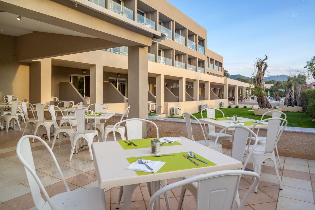Cnic Gemini Hotel Mesongí Exteriör bild